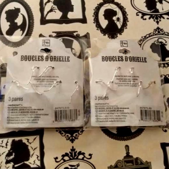 HAUNT COUTURE HALLOWEEN 6pc LOT BAT/BLOODY CLEAVER/SKULL & BONES/RIP EARRINGS - Picture 7 of 9